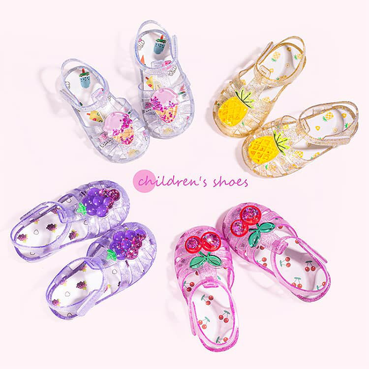 ATiCのサンダル キッズシューズ ゼリーサンダル キッズ 女の子 クリアサンダル プリンセスサンダル キッズ つま先あり 滑り止め 軽量 柔らかい ビーチ プールサンダル 水遊び 夏用 子供靴 水陸両用 マジックテープ｜アングル2