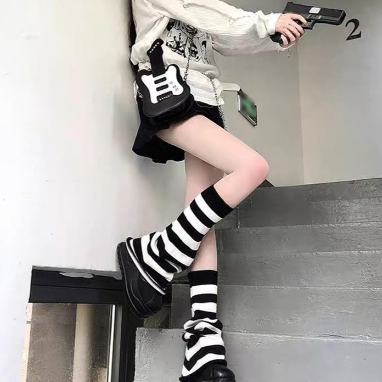 足首 ルーズソックス 対策 防寒 レッグウォーマー 学生 靴下 レッグカバー レッグウォーマー ソックス 冷え 学生 レディース スクール 学生服 中学生 高校生 通学 女子 ハイソックス レディース 白 黒 グレー