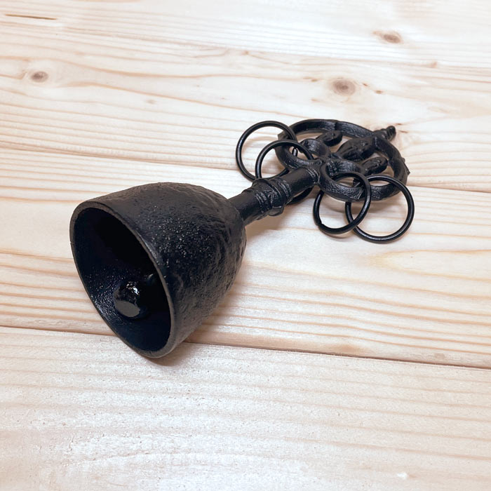 南部鉄器　卓鈴　新錫杖頭　南部鉄器　卓鈴　伝統工芸品 日本製 鋳鉄 水沢鋳物 岩手県奥州市南部鉄 伝統の技 呼び鈴 和雑貨 インテリア 置物 飾り物 贈り物 ギフト
