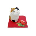 三毛猫の縁起飾り 鯛 ちりめん細工 みけねこ お正月置物として 迎春飾り ちりめん置物 小さなねこ置物 ネコ好き ミケネコ 可愛いねこ飾り 縁起物 鯛 おめでたい 置物 開運招福 贈り物
