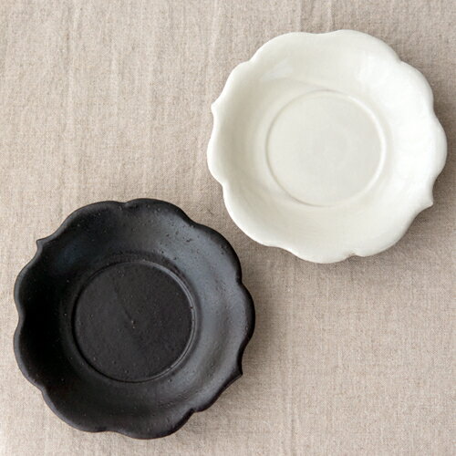 山田茂樹 輪花盤（17cm）【作家 もの 信楽焼 陶器 おしゃれ オシャレ りんか リンカ プレート 小皿 中皿 和食器 ギフト プレゼント お正月】