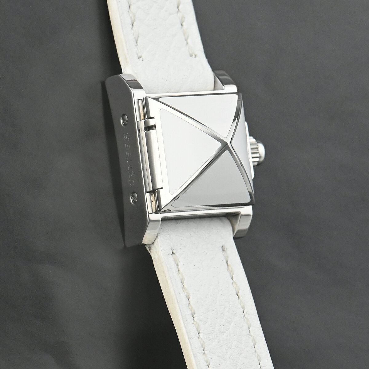 エルメス HERMES メドール ロック ME2.112【中古】レディース 腕時計 送料無料