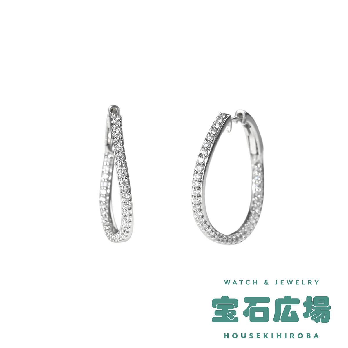 ご購入前に必ずご確認ください。 商品NO656554001 ブランドノーブランド 商品名 ダイヤ フープピアス 材質K18ホワイトゴールド 宝石ダイヤモンド タイプレディース 石目D 0.41ctD 0.41ct サイズ詳細モチーフ直径約26mm×幅約2mm 総重量約7.7g アイテムピアス・イヤリング 付属品なし ゆるやかに捻りながらフープを描いたマテリアルにそれぞれ0.41ctのダイヤモンドを連ねた、ホワイトゴールド製ピアス。カーブを描いたマテリアルに沿ってあしらわれたダイヤモンドが、どの角度からも光をとらえてきらめいて、エレガントにフェイスラインを飾ります。さりげなくも華やかに、日常を本物のきらめきで彩る、美しく上質なダイヤモンドジュエリーです。当店にて仕上げ済み
