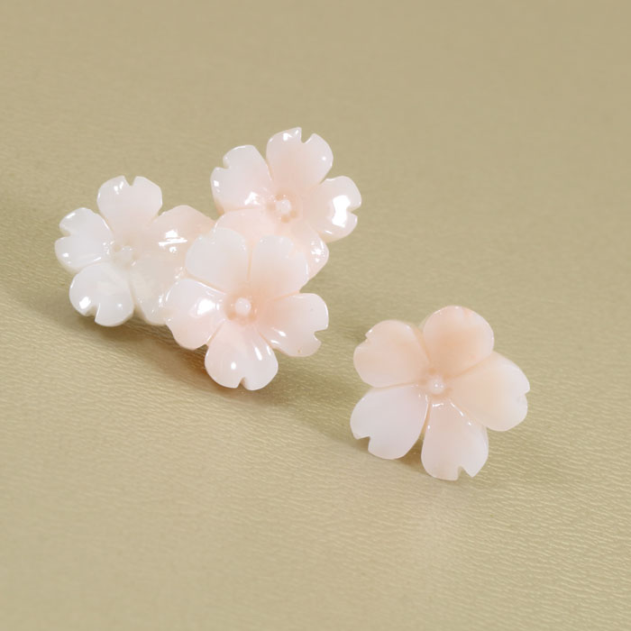 ミッド珊瑚 ピンク ピアス 桜 花 K18YG 18金 イエ