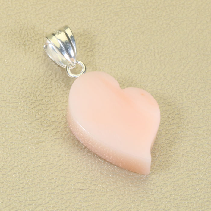 ミッド珊瑚 ピンク ペンダント シルバー ハート 無染色 SANSUI レディース 女性 ファッション アクセサリー ジュエリー 珊瑚婚式 3月誕生石 ラッピング無料 送料無料