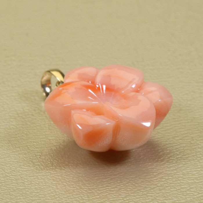 ガーネ珊瑚 ピンク ペンダント ユリ 百合 花 K18 イエローゴールド 無染色 SANSUI レディース 女性 ファッション アクセサリー ジュエリー 還暦祝い 珊瑚婚式 3月誕生石 ラッピング無料 送料無料 高知 土佐の商品画像 2