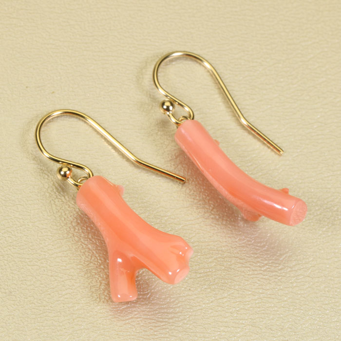 ガーネ珊瑚 ピンク ピアス フック 枝 ゴールドフィルド 無染色 SANSUI 3月誕生石 天然珊瑚 sango 本さんご コーラル 宝石 サンゴ 土佐 高知 ラッピング 無料 送料無料(4)