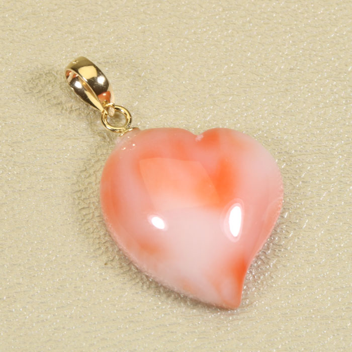深海珊瑚 ピンク ペンダント ハート K18YG 無染色 SANSUI レディース 女性 ファッション アクセサリー ジュエリー 珊瑚婚式 3月誕生石 ラッピング無料 送料無料