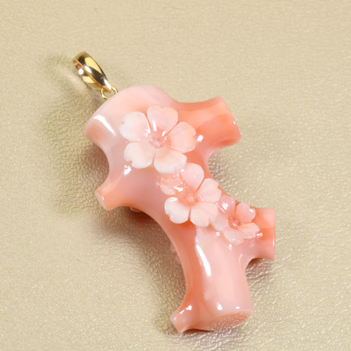 ガ-ネ珊瑚 ピンク 桜 花 ペンダント トップ K18 イエローゴールド 無染色 SANSUI 天然珊瑚 sango 本さんごコーラル 宝石 サンゴ 専門店 ラッピング無料 送料無料