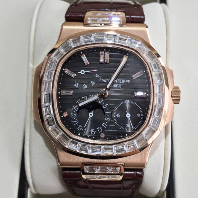 【新同品】Patek Philippe　パテックフィリップ ノーチラス アフターダイヤモンド　バゲットダイヤモンド 18Kローズゴールド 5724R-001 　メンズ　腕時計　watch【送料・代引手数料無料】