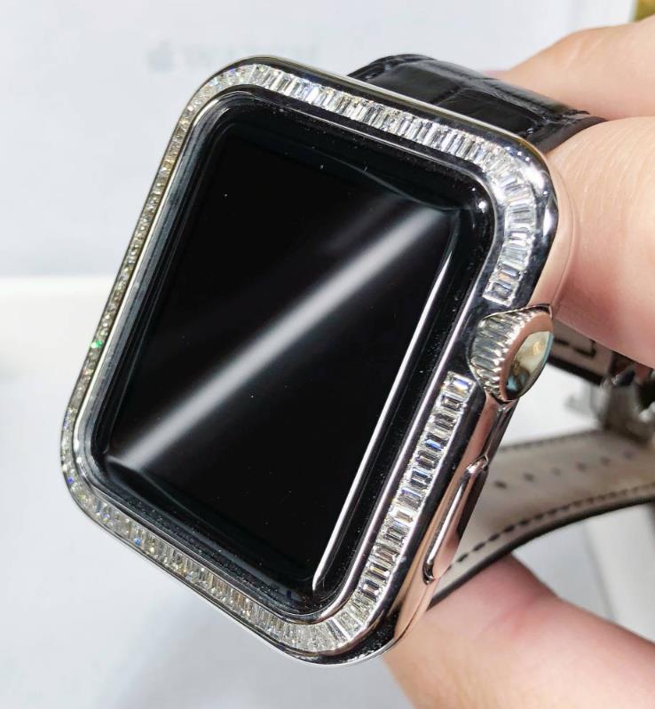 【新同品】apple アップル iwatch　18Kホワイトゴールド　アフタバケットダイヤモンド　メンズ　腕時計　メンズ【送料・代引手数料無料】