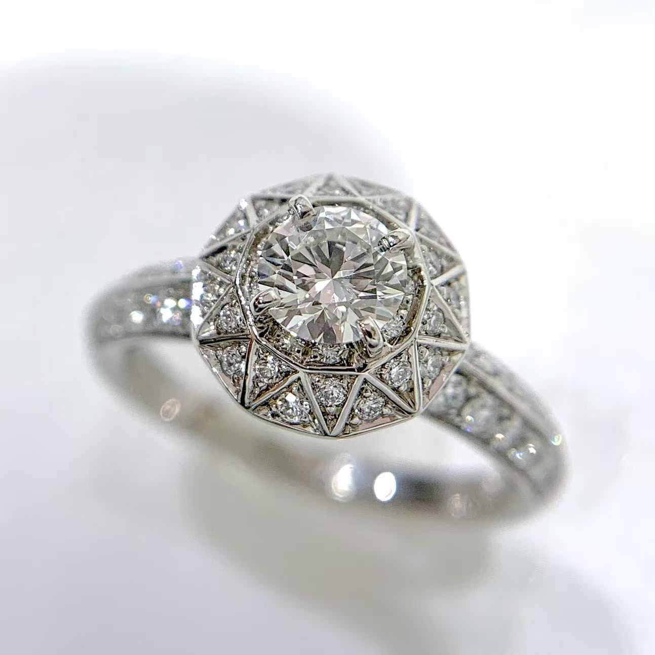 Rakuten - 【中古】ブシュロン Boucheron エトワール ドゥ パリ ソリテール ダイヤモンド リング プラチナ Pt950
