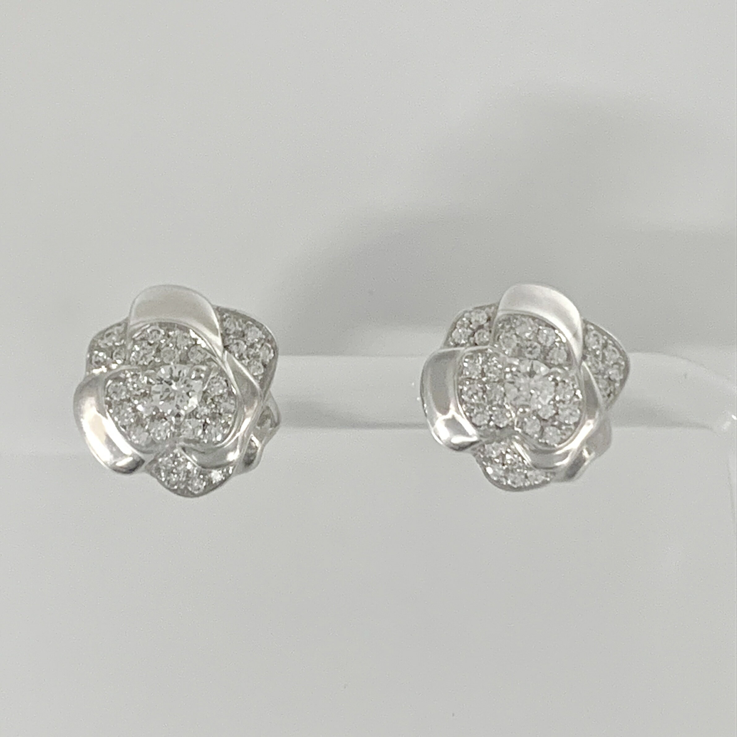 楽天市場】シャネル カメリア（ピアス｜レディースジュエリー