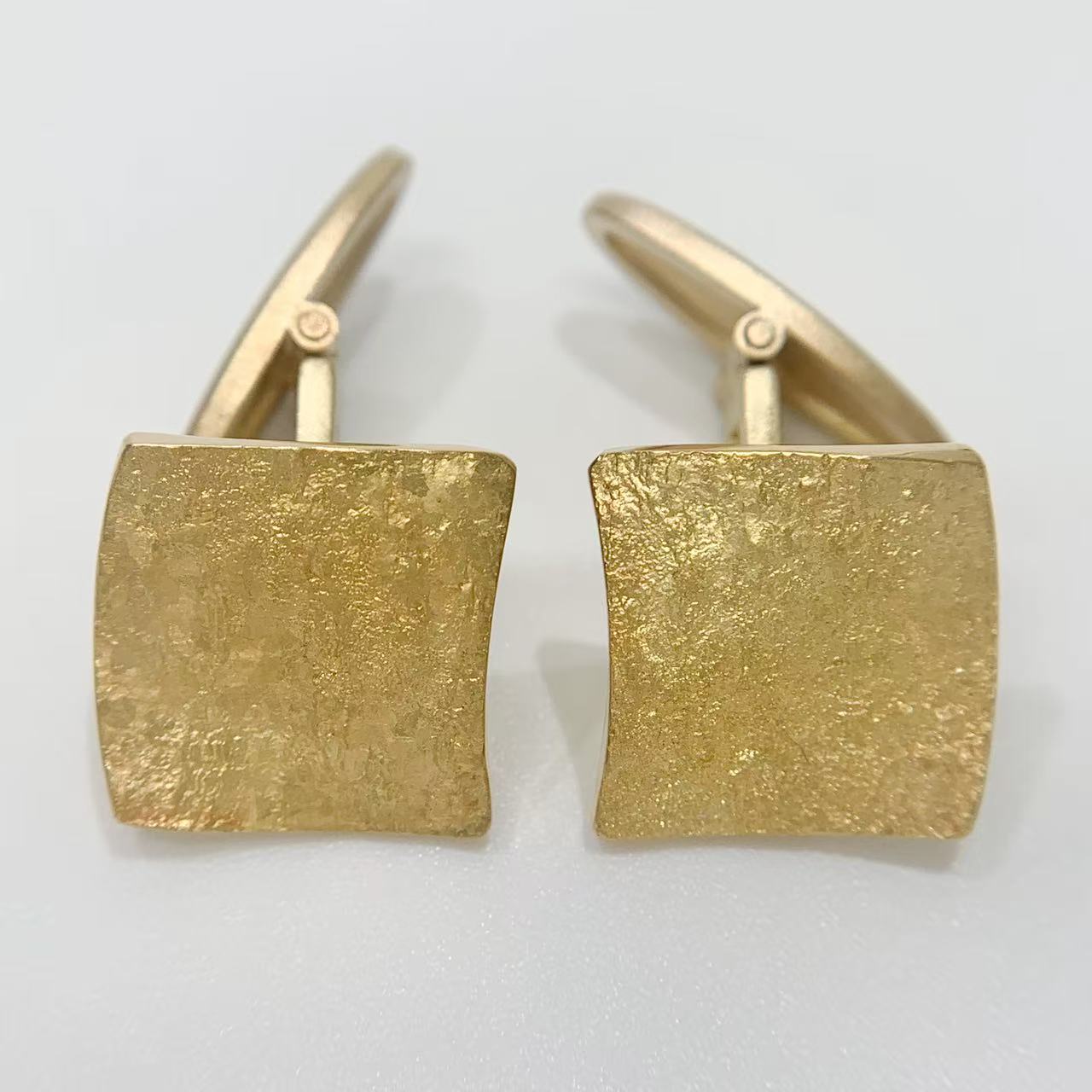 【中古】ミキモト MIKIMOTO カフス　カフリンクス スクエア マットK22YG K18イエローゴールド