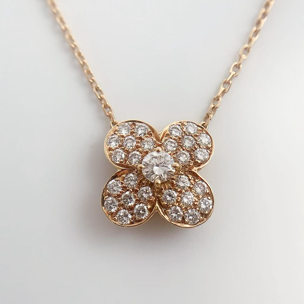 Rakuten - 【セールSALE】【中古】ヴァンクリーフ＆アーペルVan Cleef & Arpels　トレフル ダイヤモンド 750 ネックレス イエローゴールドK18YG