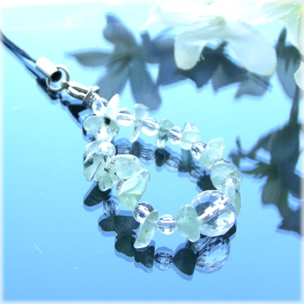 パワーストーン パワーストーン天然石 プレナイト ＆クリスタルさざれ石携帯ストラップ パワ−スト−ン 天然石 水晶メンズ レディース 癒し 浄化 幸運 天然石