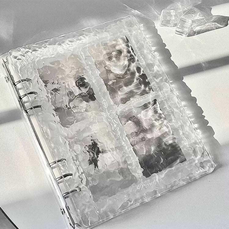 【新品発売期間限定特価】6穴 水波模様ケース 透明 透明シール帳 A5 クリアバイン...