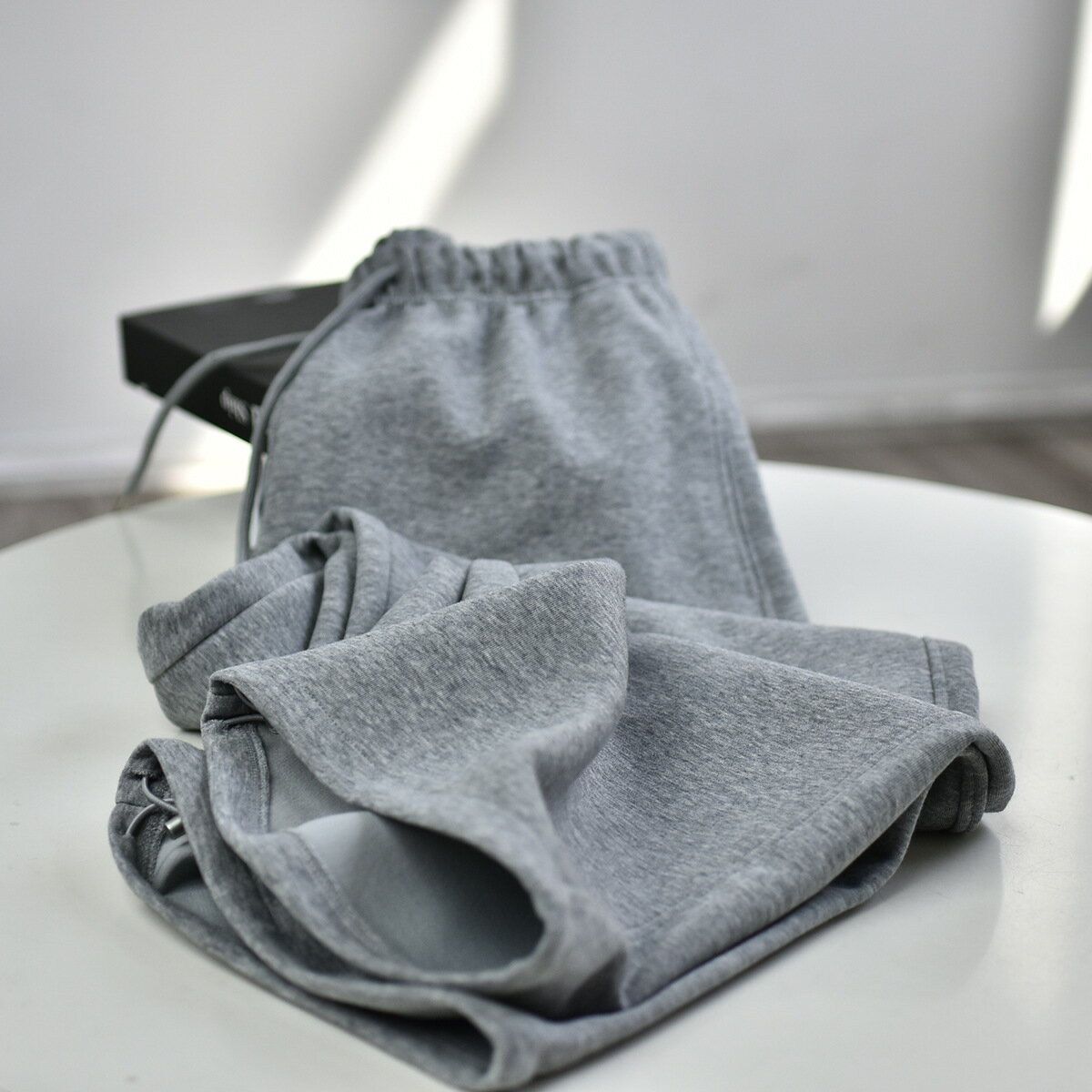 生地名: 綿主生地成分: 綿メイン生地成分2: スパンデックス&nbsp;デザイン: ワイドパンツズボンタイプ: ワイド脚ズボンの長さ: ズボンウエストタイプ: ハイウエスト厚さ: 通常&nbsp;発売年/季節: 2025年秋スタイルタイプ: 日韓レジャーメイン生地成分含有量: 50% (含む)-70% (含まない)適用性別: 女性大きいサイズの婦人服の分類: ズボン模様: 単色製品カテゴリ: カジュアルパンツ&nbsp;スタイル: カジュアル風弾力性: マイクロ弾&nbsp;メイン生地成分2含有量: 30% 以下プロセス: 複合&nbsp;&nbsp;生地名: 綿主生地成分: 綿メイン生地成分2: スパンデックス&nbsp;デザイン: ワイドパンツズボンタイプ: ワイド脚ズボンの長さ: ズボンウエストタイプ: ハイウエスト厚さ: 通常&nbsp;発売年/季節: 2025年秋スタイルタイプ: 日韓レジャーメイン生地成分含有量: 50% (含む)-70% (含まない)適用性別: 女性大きいサイズの婦人服の分類: ズボン模様: 単色製品カテゴリ: カジュアルパンツ&nbsp;スタイル: カジュアル風弾力性: マイクロ弾&nbsp;メイン生地成分2含有量: 30% 以下プロセス: 複合&nbsp;&nbsp;