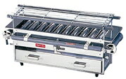 ガス種12・13A幅×奥行×高さ×全長(mm)560×200×210×600※メーカー希望小売価格はメーカーカタログに基づいて掲載しています。(カタログ表示価格は消費税が含まれていません)※その他の都市ガス商品を御注文の際は、ガス種を御指定ください。焼鳥器使用上の御注意●必ず点火・消火を確認してください。●閉めきった部屋で使用されるときには、窓を開けたり換気扇を廻し たりして換気に御注意ください。●風の吹き返しによるバーナー消火に御注意ください。●汁受皿（引出し）には、常に半分以上水を入れてご使用ください。 必要に応じ、水を補給してください。●本器はSUS430ステンレススチールを使用しておりますが、酸や 塩分をつけたまま長時間放置しておきますと腐食することがあり ますので、使用後は必ずふき取っておいてください。●バーナーの目づまりは、必ず掃除してください。ガス消費量:LPG 0.67kg/h都市ガス 8.000kcal/hガス接続口:LPG・都市ガス共にφ9.5mm※Q&A
