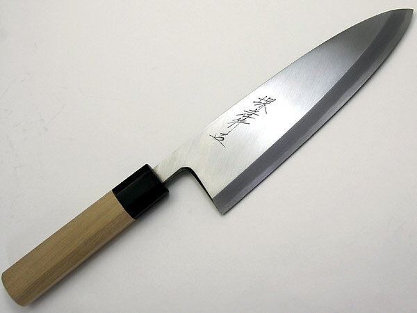 サイズ（cm）22.5全長（mm）395質量（g）480背厚（mm）8.0※メーカー希望小売価格はメーカーカタログに基づいて掲載しています。（カタログ表示価格は消費税が含まれていません）※庖丁の表示サイズは、マチ付庖丁は刃先からマチまで、 マチなし庖丁は刃渡り寸法となっております。堺 孝行 シェフ和包丁 銀三鋼従来の和庖丁と同じ製法で素材を錆びに強い特殊鋼に替えた、全く新しい感覚の和庖丁です。