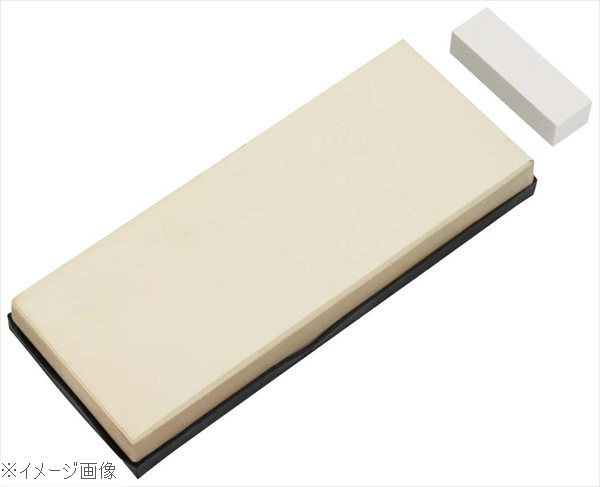 ●面修正砥石付。●長めの刃物も研ぎやすい大型砥石です。※メーカー希望小売価格はメーカーカタログに基づいて掲載しています。（カタログ表示価格は消費税が含まれていません）外寸(mm)225×90×H25 ケース収納時：260×104×H30