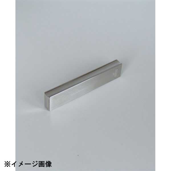 シンプルで使いやすいデザイン。●サイズ　外幅×奥行×高さ：80×8×H16mm●材質：18-8ステンレス　サテン仕上●生産地：燕三条