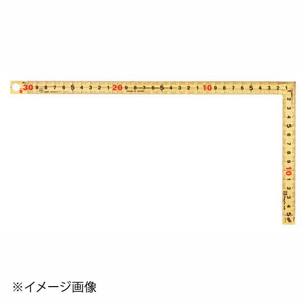 ●工具袋から落ちにくいサイズで高所作業に最適です。●墨を弾く特殊コーティングで目盛が見やすい黄金曲尺です。●対象物にフィットしてケガキやすい角部同厚タイプです。●1mm単位の目盛が見やすい階段状目盛です。●数字が大きく見やすい、くり返し数字です。●高所作業に最適なセーフティロープ取付穴付です。●JIS認証品です。●寸法測定、直角確認に。●サイズ(mm):長手(妻手)320(160)×巾15×厚さ1.3●本体質量:60g●材質:本体：ステンレス●角部：同厚●呼び寸法(cm)：30●表目盛(cm)：長手・外30内30(外基準)、妻手・外15内15(外基準)●裏目盛(cm)：長手・外30内20(外基準)+ホゾ10、妻手・外15内15(外基準)●長さの許容差(mm)：300で±0.2●直角度(mm)：100につき0.1以下(目盛側面)●セーフティロープ取付穴：有●工具袋から落ちにくいサイズで高所作業に最適です。●墨を弾く特殊コーティングで目盛が見やすい黄金曲尺です。●対象物にフィットしてケガキやすい角部同厚タイプです。●1mm単位の目盛が見やすい階段状目盛です。●数字が大きく見やすい、くり返し数字です。●高所作業に最適なセーフティロープ取付穴付です。●JIS認証品です。●寸法測定、直角確認に。●サイズ(mm):長手(妻手)320(160)×巾15×厚さ1.3●本体質量:60g●材質:本体：ステンレス●角部：同厚●呼び寸法(cm)：30●表目盛(cm)：長手・外30内30(外基準)、妻手・外15内15(外基準)●裏目盛(cm)：長手・外30内20(外基準)+ホゾ10、妻手・外15内15(外基準)●長さの許容差(mm)：300で±0.2●直角度(mm)：100につき0.1以下(目盛側面)●セーフティロープ取付穴：有