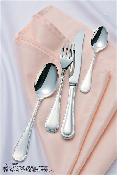 Silver Plated LiaisonSA 18-12 リゾン銀仕様 材 質:18-12ステンレス鋼 処 理:銀メッキ/ハーフサテン・ベルベット仕上TM メッキ厚:3.8μ オープンストック:44アイテム※幅表示サイズの( )内表記は刃渡りとなります。※HHマークの製品はハンドル部が空洞(モナカ)です。●洗浄機使用の場合は、洗剤メーカー又は代理店に御相談の上 使用してください。●洗剤によっては腐蝕する場合がありますので御注意ください。※メーカー希望小売価格はメーカーカタログに基づいて掲載しています。(カタログ表示価格は消費税が含まれていません)規格_全長(mm)_幅(mm)_アーティクルNo._ハンドル構造_容量(cc):テーブルナイフ_243_(130)_30_HH_