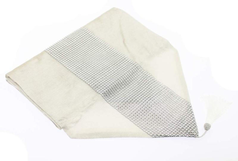 Olive-G 豪華 上品 優雅 おしゃれ シンプル モダン テーブルランナー 食卓 カバー テーブル クロス