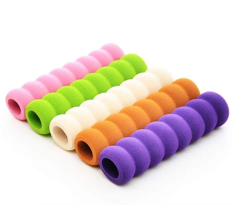 SZB ドアノブカバー 安全対策 グリップクッション ダストプラグ付き クッション 柔らかい 滑り止め 子供の怪我予防 壁を保護する 静電..