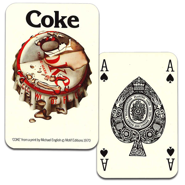 Michael English「Coke」Playing Cards 【アート作品「Coke」が描かれたトランプ】 トランプ コーク by Michael English イギリスのアーティスト Michael English の作品「COKE」を裏面にデザインしたトランプ。 伝統的なデザインのスペードのエースやカラフルなジョーカーが魅力で、長年親しまれてきた英国らしい気品を感じられます。 実用性はもちろんコレクションアイテムとしてもおすすめです。 【ご購入前に必ずお読みください】 ※輸入商品ご購入の際は、下記内容をご理解、ご了承頂けますようお願い申し上げます。 ■海外からの輸送中のダメージ キズ、汚れ、凹み、折れスジ等 ■海外メーカーからの予告なしの仕様変更 裏柄、縁、色、外箱のデザイン等 ■海外メーカーの品質管理 製造工程で出来た外箱の凹みや機械跡、カードの細かなキズ、印刷のズレ等 ※こちらの商品は新品ではございますが、経年によるダメージがある場合がございます。 あらかじめご理解ご了承の上、お買い求めください。 【商品データ】 ◆デザイン国：イギリス ◆メーカー：WADDINGTONS PLAYING CARDS CO.LTD ◆カードサイズ：57×90mm ◆枚数：55枚（52枚+ジョーカー2枚+サービスカード1枚） ◎当サイト内の文章・画像等の内容の無断転載及び複製等の行為はご遠慮ください◎