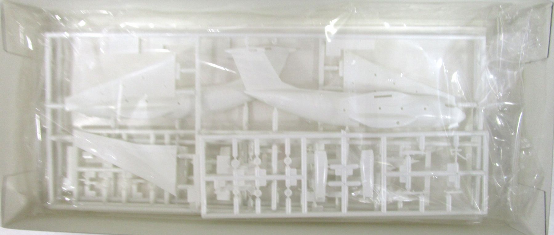 【中古】1/200 ハセガワ 10831 川崎 C-1”第2輸送航空隊 60周年 スペシャルペイント...