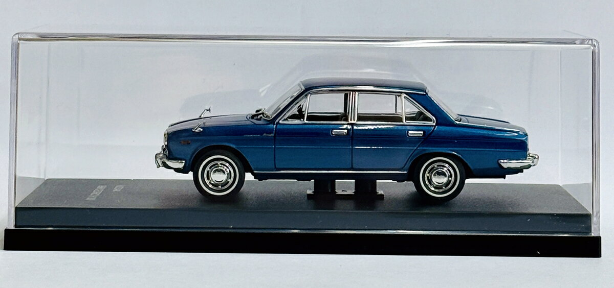 ホビーランドぽち　楽天市場店の【中古】 その他 スケールミニカー(1/43) CAM@ 1/43 1966 日産 セドリック スペシャル6(130型)カリビアンブルーメタリック C43008BL 【A´】 ※未開封品※紙スリーブ・クリアケース若干傷み｜アングル2