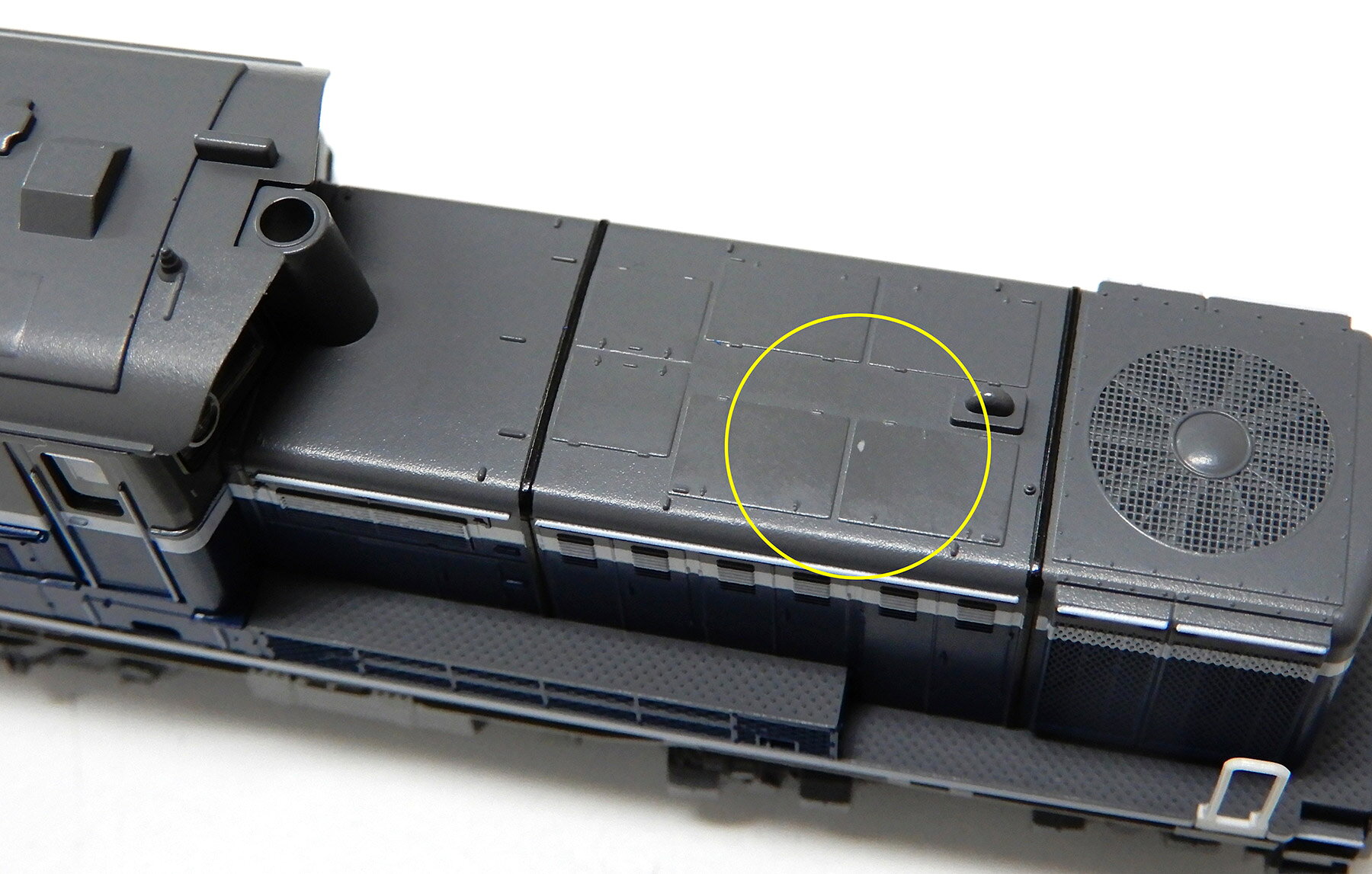 ホビーランドぽち　楽天市場店の【中古】Nゲージ KATO(カトー) 7008-4 DD51 後期・耐寒形 JR貨物 A更新車 2006年ロット 【D】 片側ボンネット上部に若干色ハゲ｜アングル2