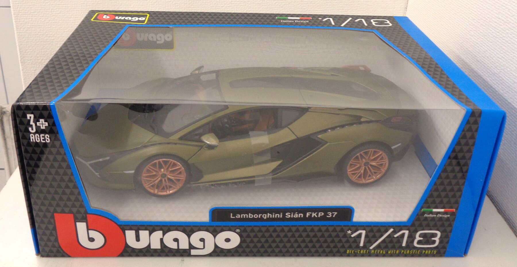 【中古】 その他 スケールミニカー(1/8～1/35) burago 1/18 Lamborghini Sian FKP 37(カーキー) 【A´】 ※若干の外箱傷みあり　※商品の性質上多少の塗装ムラ等はご容赦下さい