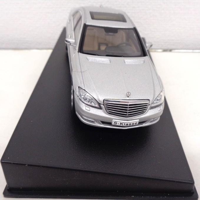 【中古】 その他 スケールミニカー(1/43) AUTOart 1/43 メルセデスベンツ S-Kクラス2009シルバー 【B】 ※開封品、箱若干の傷みあり、商品の性質上多少の塗装ムラ等はご容赦下さい