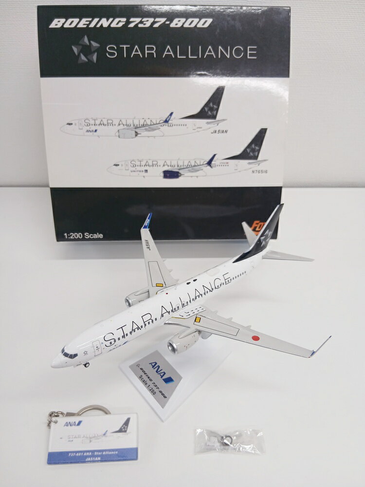 【中古】 その他 完成品(航空機) 民間機 1/200 J-FOX JF-737-8-043 B737-800 ANA JA51AN スターアライアンス塗装 【B】 外箱多少傷み　※商品の性質上、多少の塗装ムラ等はご了承ください。