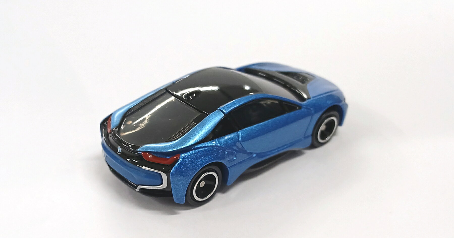 【中古】1/61 タカラトミー トミカ イベントモデル No.14 BMW i8(ブルーXブラック)...