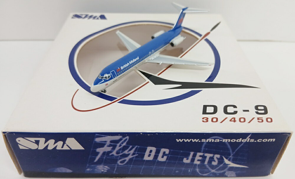 【中古】 その他 完成品(航空機) 民間機 1/400 SMA DC-9 ブリティッシュ・ミッドランド航空 G-BMAK 【B】 外箱多少傷み ※商品の性質上、多少の塗装ムラ等はご了承ください。