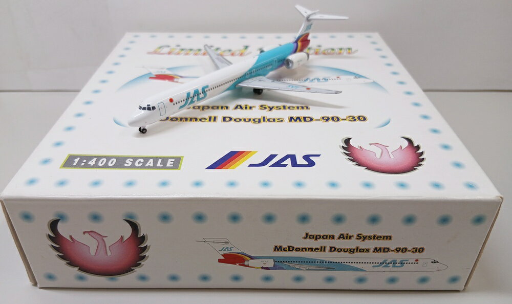 【中古】 その他 完成品(航空機) 民間機 1/400 フェニックス 10046 MD-90-30 JAS 黒澤塗装6号機 JA8069 【B】 箱多少傷みあり ※商品の性質上、多少の塗装ムラ等はご了承ください。