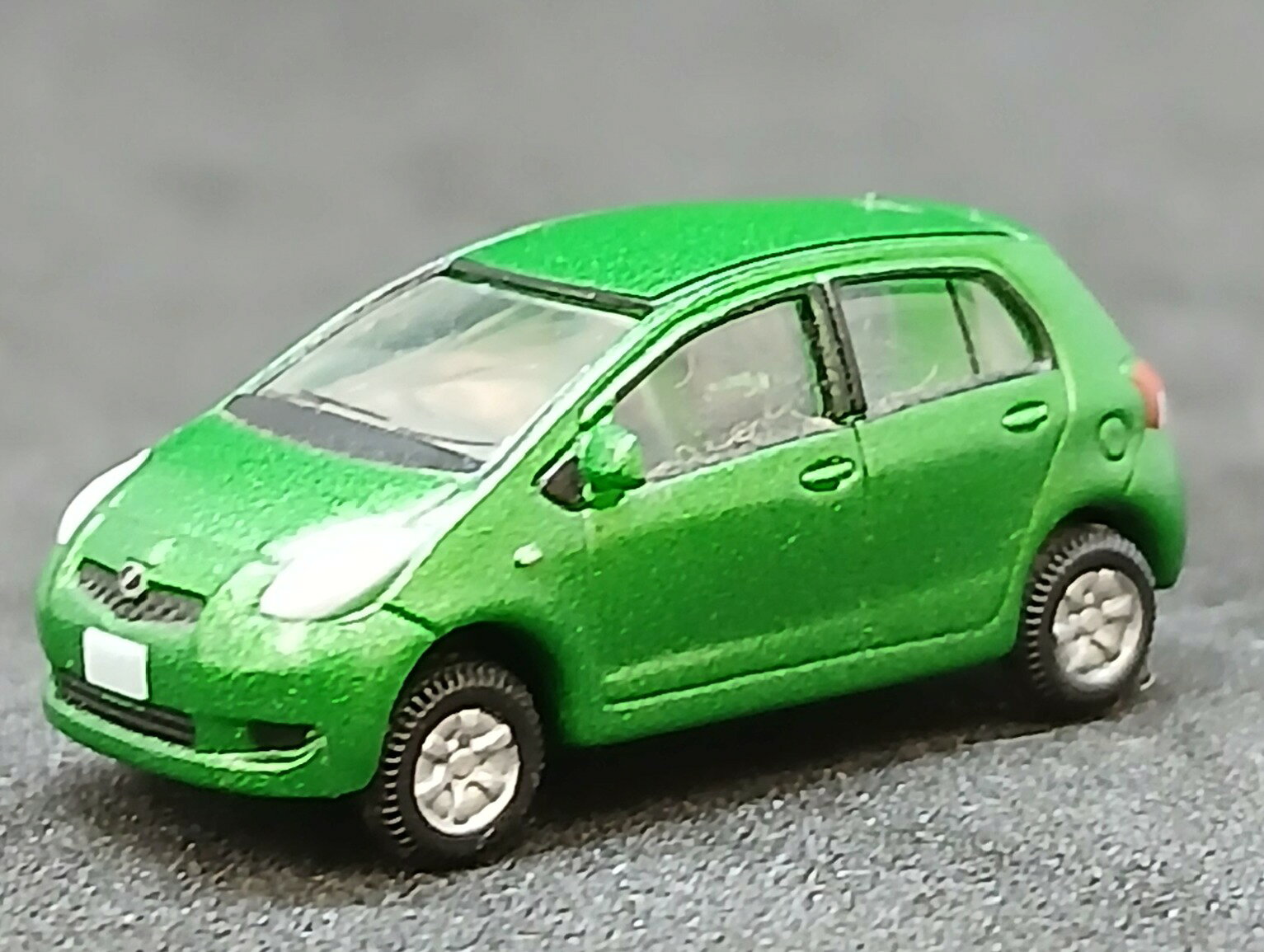 【中古】ジオコレ TOMYTEC(トミーテック) カーコレクション セットバラ カーコレクション(102)トヨタ ヴィッツ(グリーンメタリック) 【ジャンク】 ※車両のみ/緩衝材で梱包 ※メーカー出荷時からの塗装ムラは見られます。