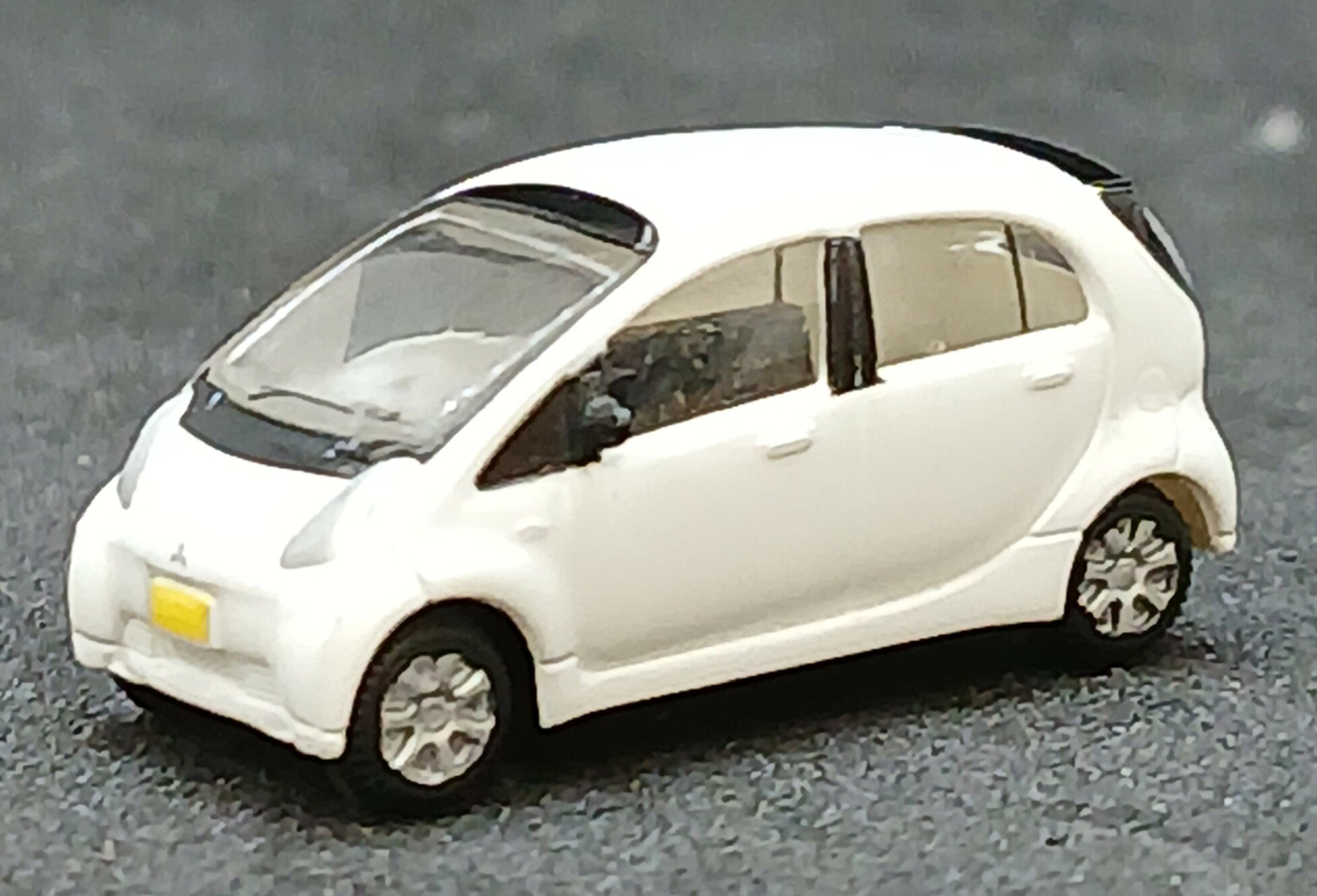 【中古】ジオコレ TOMYTEC(トミーテック) カーコレクション セットバラ カーコレクション(202)三菱 i-MiEV(アイ・ミーブ)(ホワイト) 【ジャンク】 ※車両のみ/緩衝材で梱包 ※メーカー出荷時からの塗装ムラは見られます。