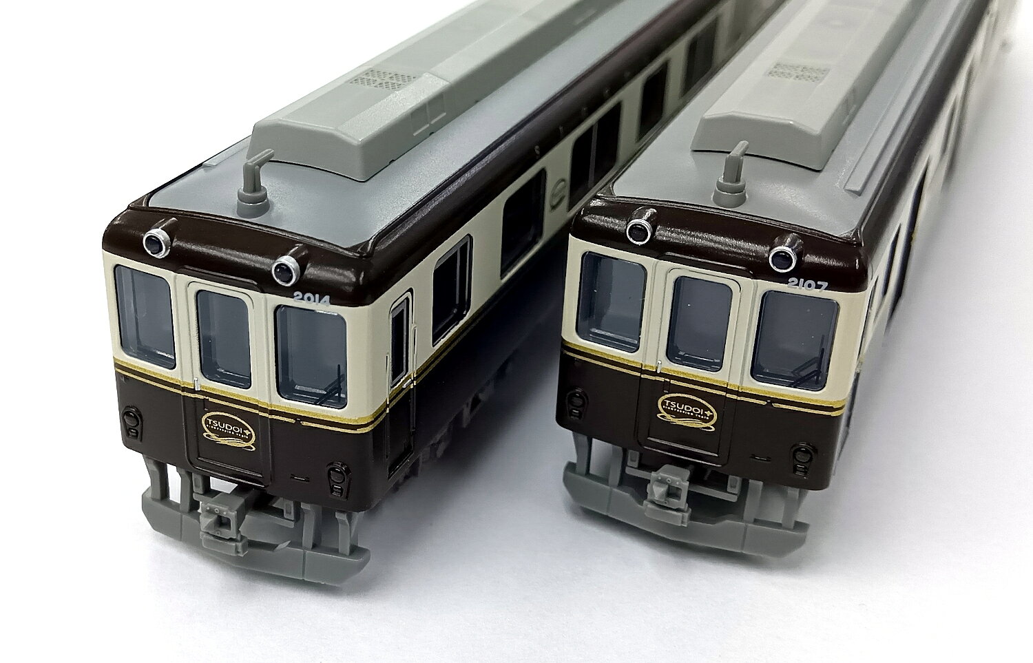 ホビーランドぽち 楽天市場店の【中古】Nゲージ グリーンマックス 50661 近鉄2013系 観光列車「つどい」 リニューアル後 3輛編成セット (動力付き) 2020年ロット 【B】 ※パーツ取り付け残有、スリーブ若干傷み｜アングル2