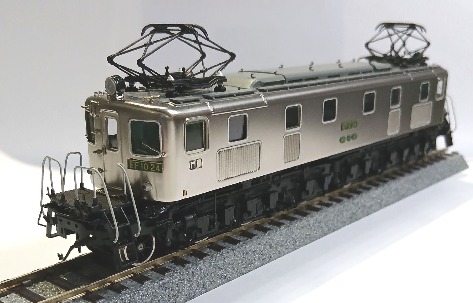 【中古】HOゲージ その他 鉄道模型 ムサシノモデル 国鉄EF10 4次型 24号機 門司 ステンレス ※代引き発送不可 【A´】 外箱傷み/側面上部微細な塗装乱れ ※連結器は別売 ※保護材等は純正品でない場合がございます