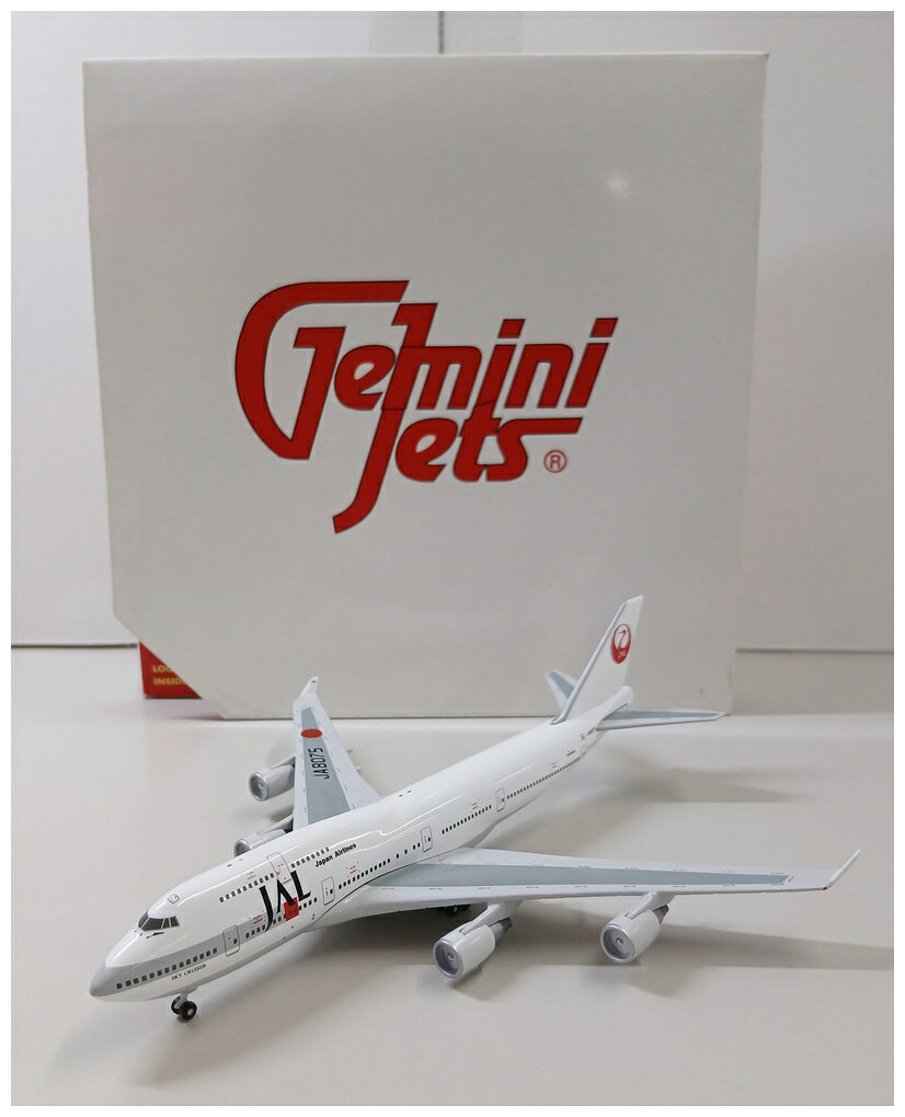 【中古】 その他 完成品(航空機) 民間機 1/400 ジェミニジェッツ 700003 B747-400 JAL JA8075 二代目鶴丸 【B】 外箱多少傷み　※商品の性質上、多少の塗装ムラ等はご了承ください。