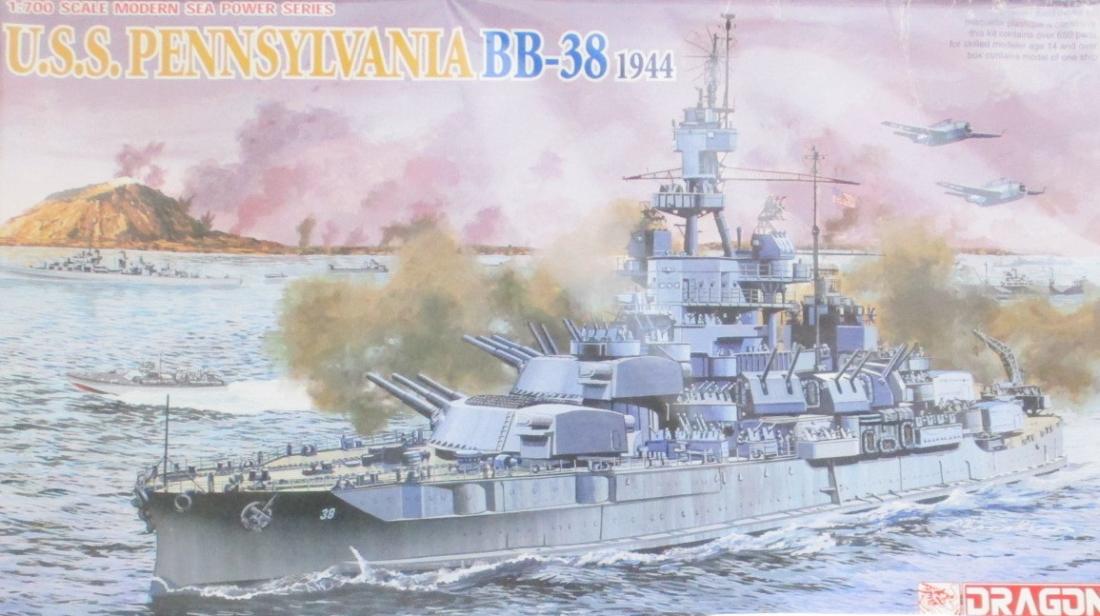 【中古】 その他 プラモデル(艦船) ドラゴン 1/700 アメリカ海軍 ペンシルヴァニア級戦艦 BB-38 ペンシルヴァニア 1944 【D】 ※未組立・外箱に傷み(大)、破れ、汚れあり
