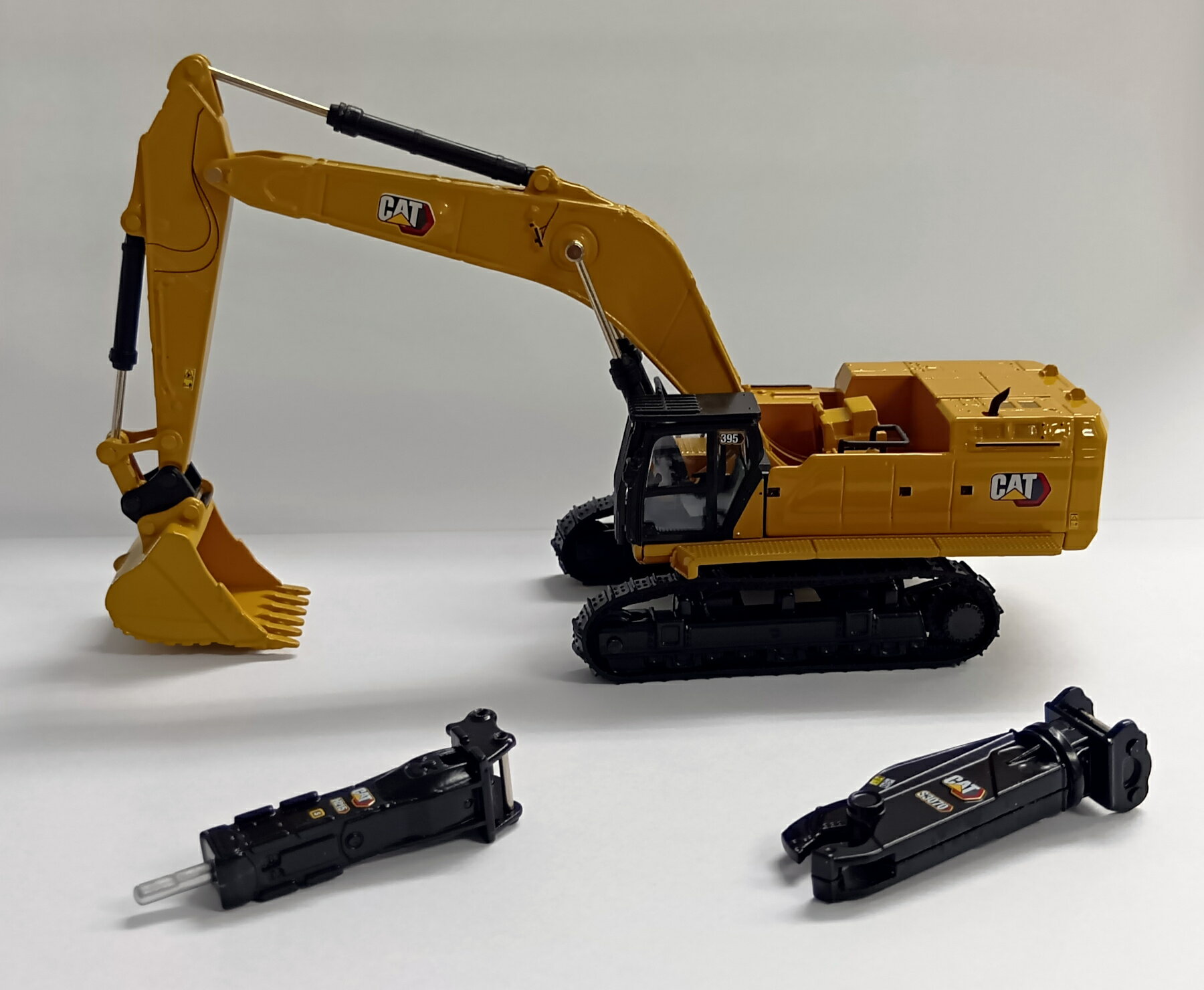 【中古】 その他 スケールミニカー(1/64・その他) 1/87 CAT 395 ネクストジェネレーション 油圧ショベル 【A】 交換アタッチメント付属