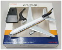 【中古】 その他 完成品(航空機) 民間機 アポロ 1/400 マクドネル ダグラス DC-10-30 シンガポール航空 9V-SDB A13095 【C】 外箱傷み 台座袋開封済み ※メーカー出荷時の塗装ムラ等はご容赦下さい。