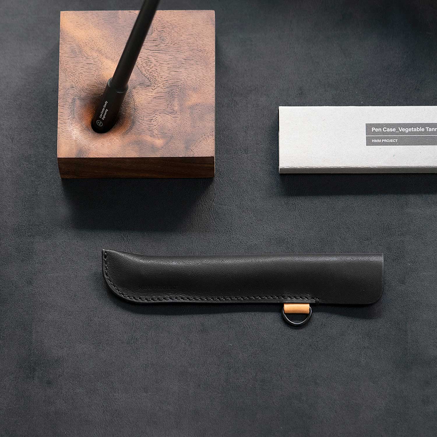 HMM ペンケース ペンホルダー ペン差し 1本差し 1本挿し 筆箱 革 本革 レザー シンプル スリム 小さめ おしゃれ メンズ レディース プレゼント ギフ...