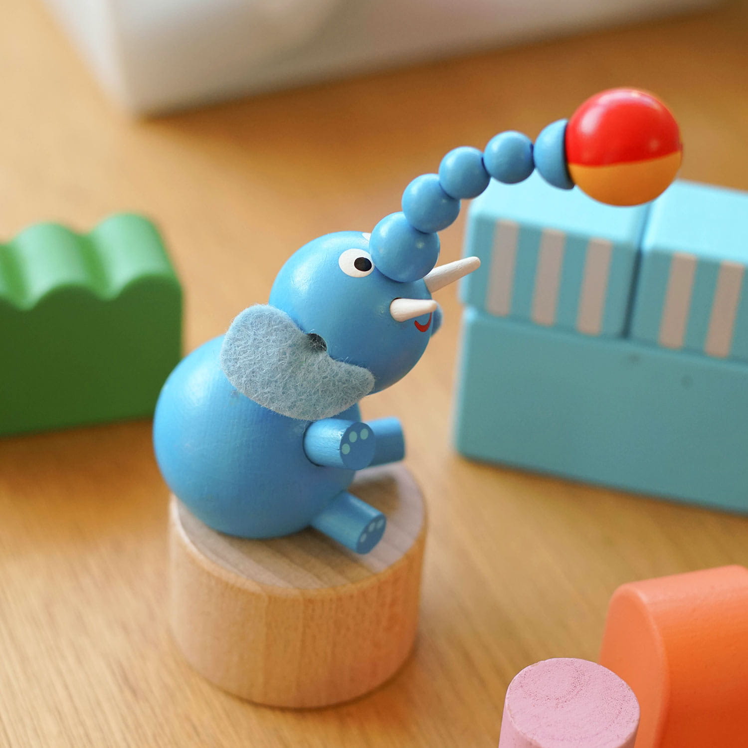 楽天ハイタイド公式ショップ HIGHTIDEDETOA WOODEN PUSH UP TOY BLUE ELEPHANT デトア プッシュトイ エレファント 木製 おもちゃ 玩具 こども 子ども ゾウ 象 置物 人形 オブジェ インテリア